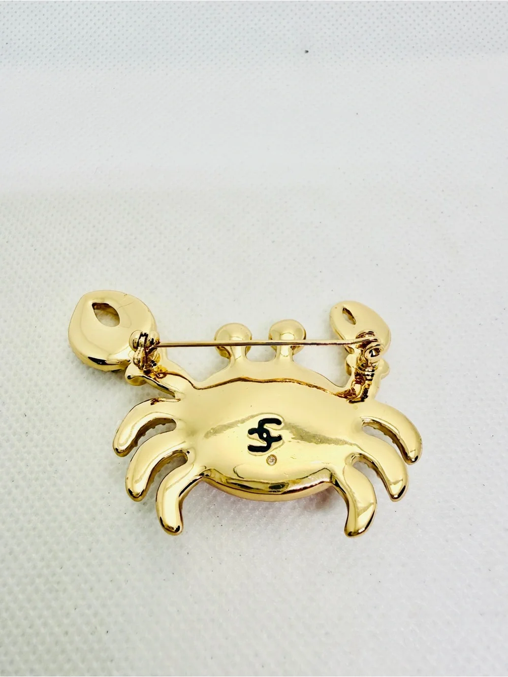 Chico's Brooch Gold-Tone Crab with Red Enamel and Crystal Accents. New.